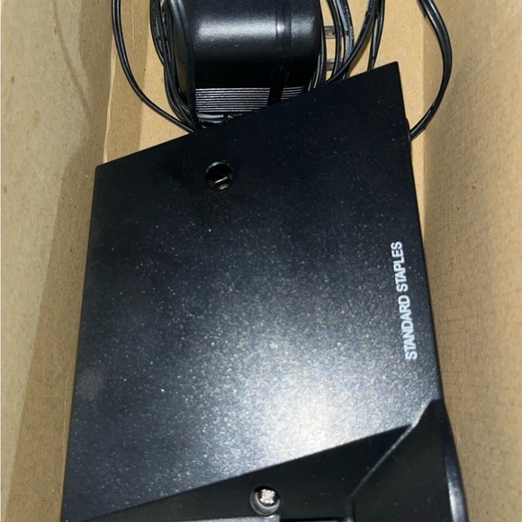 Electric stapler - Picture 2 of 6